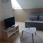 Cosy App Near Sea Апартаменты Кабур